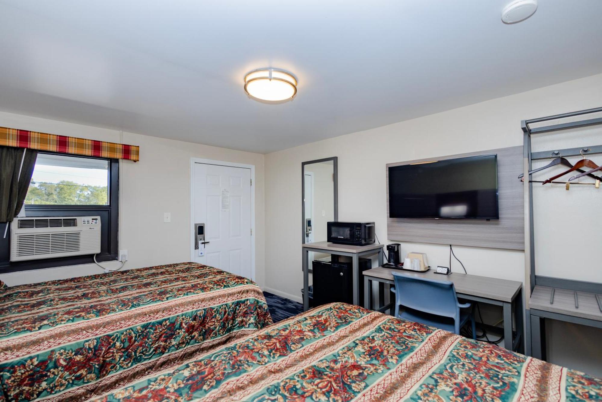 Budget Inn Columbus Lockbourne Exterior photo